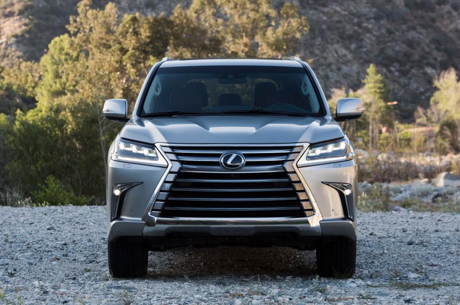 Lexus LX570 2016 года  (фото 8 из 21)